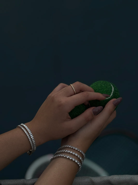 Aura Vertical Baguette Tennis Bracelet