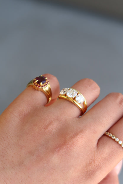 Rosette Ring in Rhodolite Garnet and Ruby